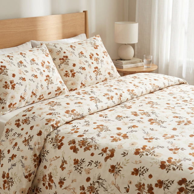 Tissu Coton Fleurs Groseilles Beige Brun Fond Blanc | Laize 1m55