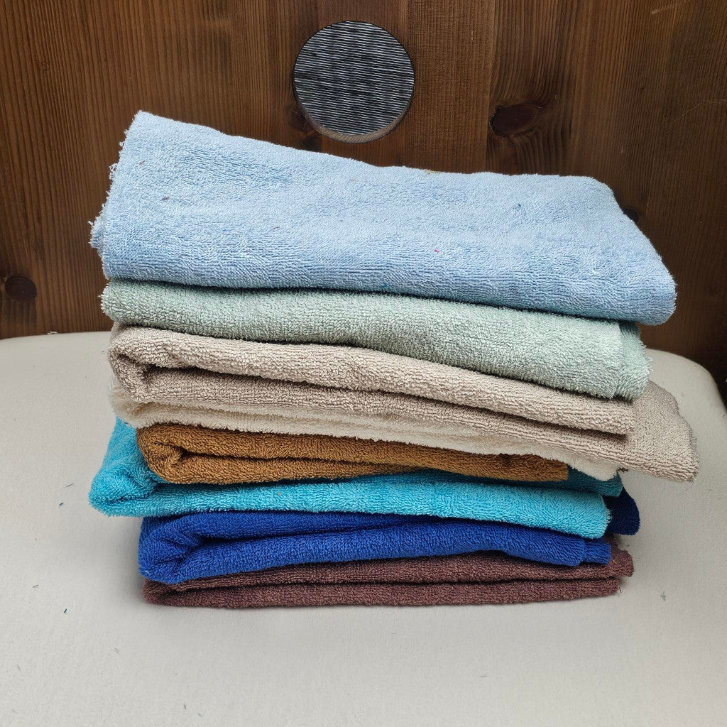 Lot de 8 Coupons de Tissu Eponge 100% Coton | Minimum 50cm x 50cm | Coloris aléatoires (Copie) (Copie)