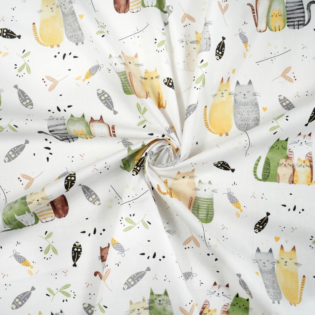 Coton Chats Vert et Beige Fond Blanc | Laize 1m60