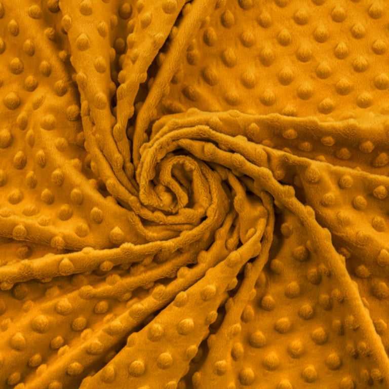 Lot de 8 Coupons de Tissu Minky à Pois | Minimum 50cm x 50cm | Coloris aléatoires