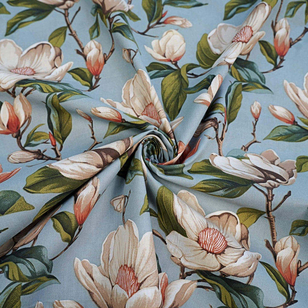 Tissu Coton Magnolias Beiges Fond Bleu-Gris | Laize 1m55