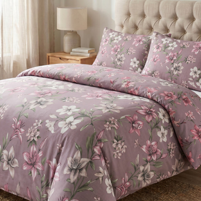 Tissu Coton Grandes Fleurs de Lys Roses Fond Vieux Rose | Laize 1m55