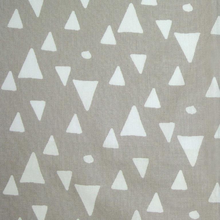 Triangles Momy Fond Lin | 1m x 1m50